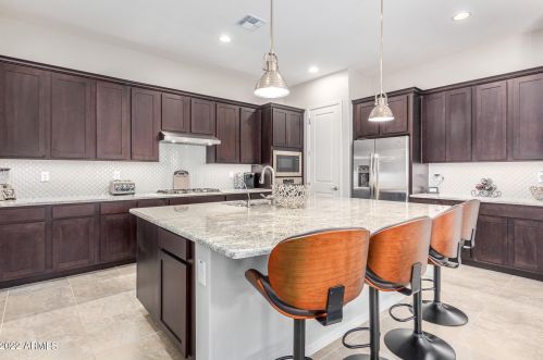 19086 Arbor Dr, Maricopa, AZ 85138-3843