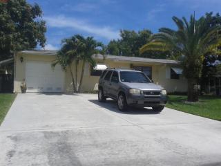 1429 Jennings St, Lake Worth, FL 33462-4124