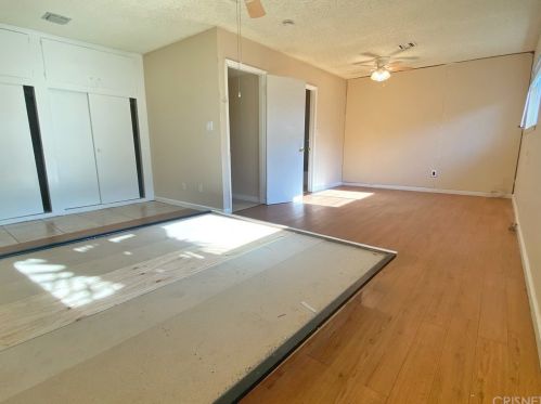 358 Landsford St, Lancaster CA 93535-2613 exterior