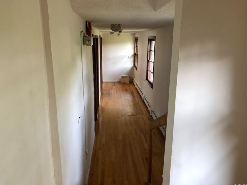 921 Hawkins Ave, Lake Grove NY 11755-1627 exterior