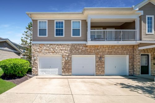 427 Ivy Ridge Dr, Newport, KY 41076-8843
