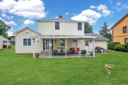 45 Ward St, Westbury NY  11590-2929 exterior