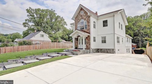 7127 Roosevelt Ave, Falls Church VA  22042-1623 exterior