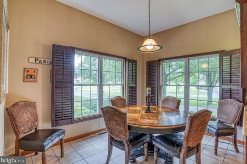 231 Crosby Knl Cir, Dover DE  19904-1098 exterior