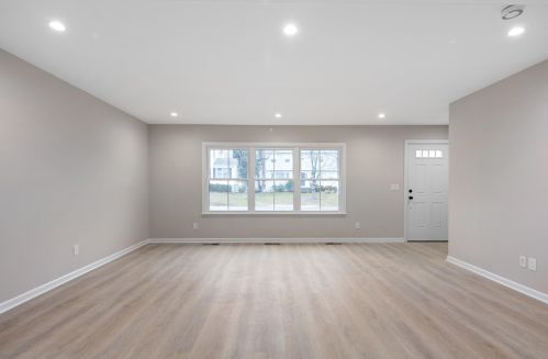 12 Grace St, New Canaan CT  06840-6627 exterior