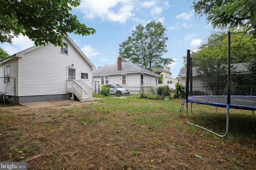 335 Washington St, West Deptford NJ  08066-1083 exterior