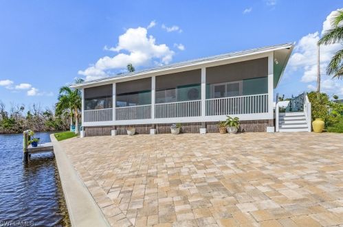 3947 Coconut Dr, Saint James City, FL 33956-2242
