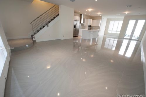 6434 104th Ct, Miami, FL 33178