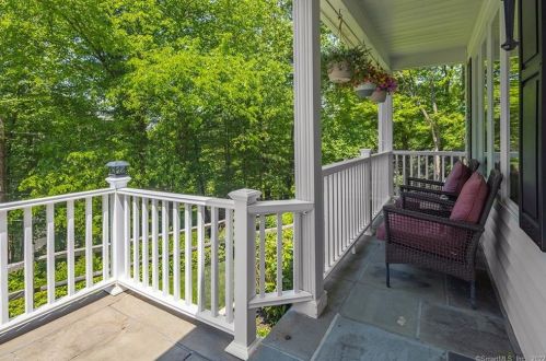 48 Mimosa Cir, Ridgefield, CT 06877-2505