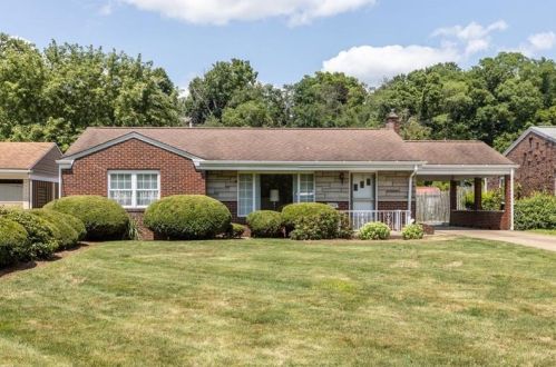 1003 Spruce St, Cheswick, PA 15024-1308