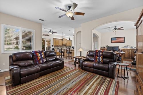 10504 Chesterfield Ct, Bakersfield CA 93311-3722 exterior