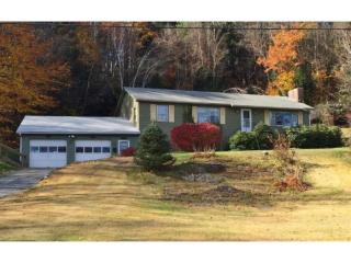 63 Cooper St, Weathersfield, VT 05156-3413