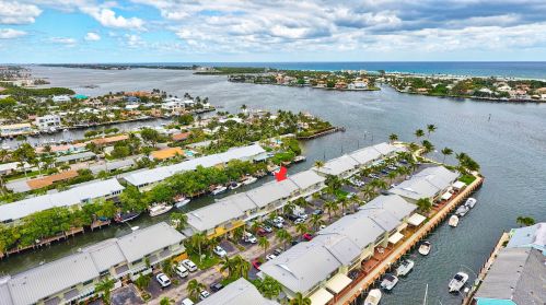 731 12th Ter, Boynton Beach FL  33435-3262 exterior