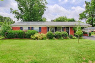 4200 Thornwood Dr, Knoxville, TN 37921-1536
