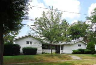 985 Winston St, Akron, OH 44314-1156