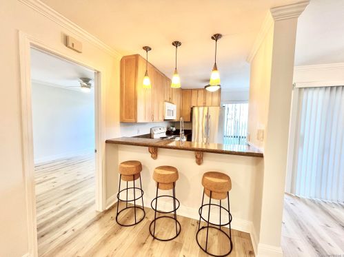 6924 Hyde Park Dr, San Diego, CA 92119-2269