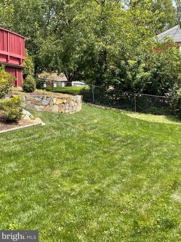 6235 Kilmer Ct, Falls Church VA  22044-1822 exterior