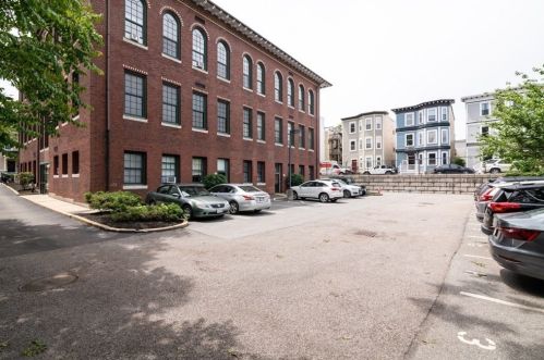 486 3rd St, Boston MA 02127-1452 exterior