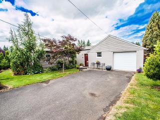 3300 141st Ave, Vancouver, WA 98682-8168