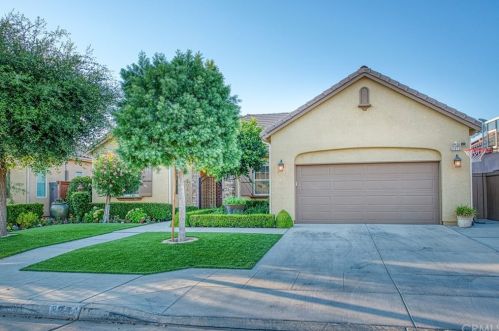 2574 Utah Ave, Fresno CA  93720-3977 exterior