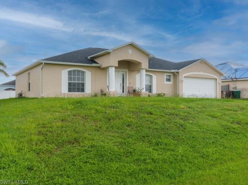 3602 12th Ct, Cape Coral, FL 33909-6407