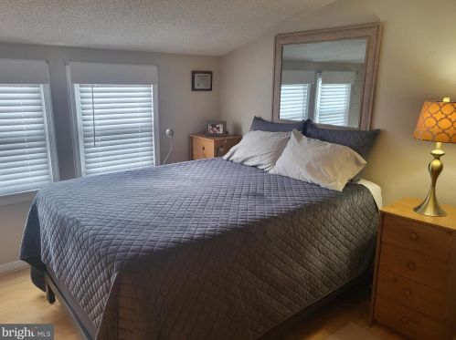 102 Quay Blvd, Brigantine City NJ  08203-3439 exterior