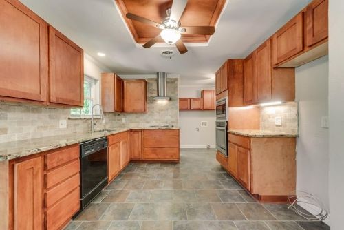 11378 Fernald Ave, Dallas TX  75218-1322 exterior