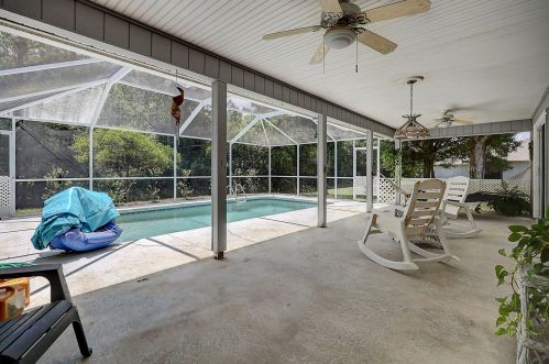 4220 61 Ave, Vero Beach FL 32968-9258 exterior