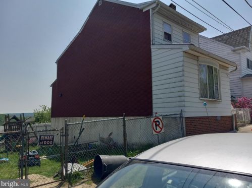 309 Chestnut St, Arnots Addition, PA 17970-1135