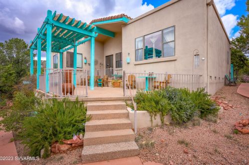105 Castle Rock Trl, Sedona AZ 86336-6820 exterior
