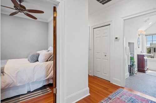 20 Phelps Rd, Middletown RI 02842-5448 exterior