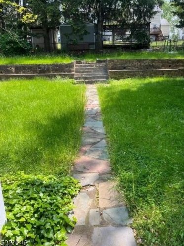 387 Passaic Ave, Bloomfield, NJ 07003-5312
