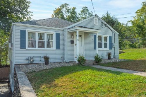 5 Landers Ave, New Britain, CT 06051-3613