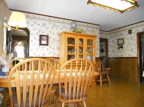 195 Millbury St, Worcester MA 01610-2801 exterior