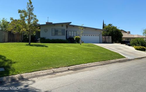2519 Edwards Ave, Bakersfield, CA 93306-3412
