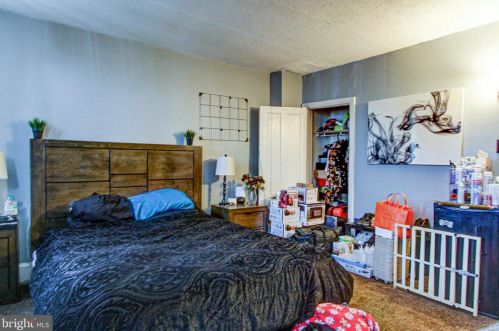 558 Stanbridge St, Norristown PA  19401-5312 exterior