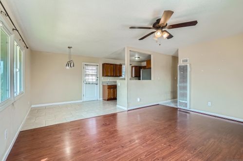 7846 Skyline Dr, San Diego, CA 92114-7322