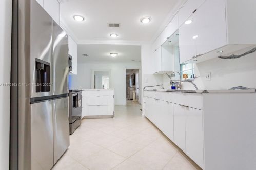 16745 Wiltshire Dr, Town Of Loxahatchee Groves FL  33470-4060 exterior