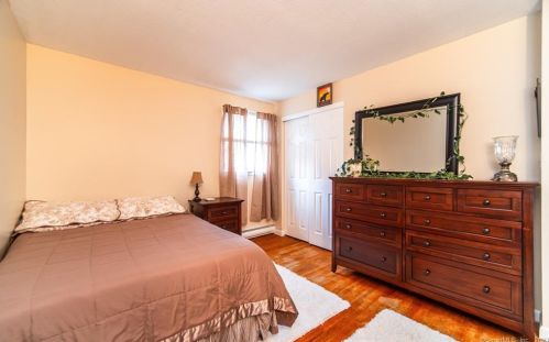 148 Dorothy Dr, Middletown CT  06457-5304 exterior