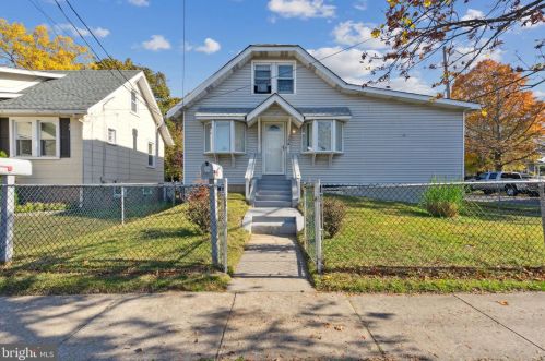 521 Almonesson Rd, West Deptford, NJ 08093-1207