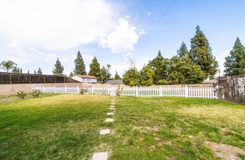 5361 Golden Ave, Riverside CA  92505-2416 exterior