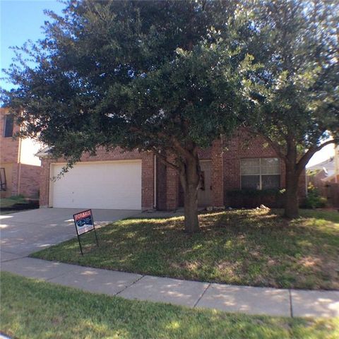 1305 Gold Dust Ln, Fort Worth, TX 76131-4952