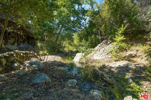 204 Topanga Canyon Blvd, Topanga CA  90290-3837 exterior