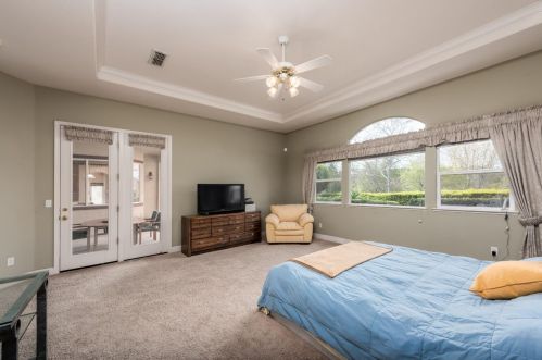 1118 Souza Dr, Folsom CA  95762-7555 exterior