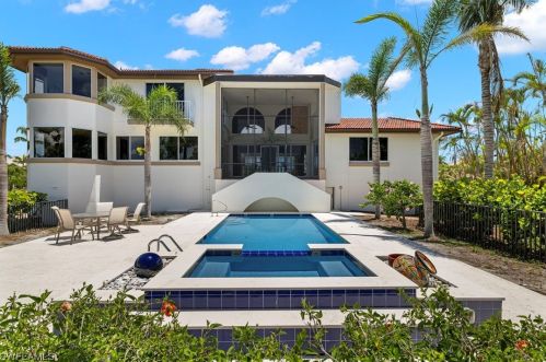 2228 Starfish Ln, Sanibel, FL 33957-6111