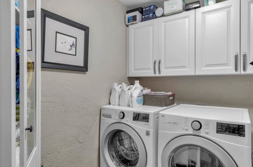4592 40 St, Saint Petersburg FL  33714-2220 exterior