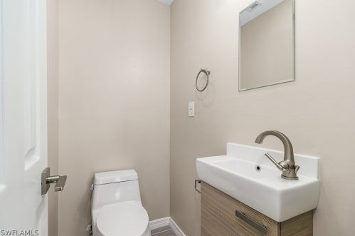 2704 Sanibel Blvd, Saint James City FL  33956-2232 exterior