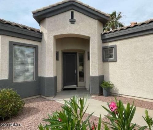 6824 Pinehurst Dr, Gilbert, AZ 85298-4110