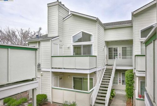 1460 Thrush Ave, San Leandro, CA 94578-5500