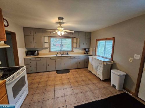 423 1st Ave, Hibbing MN  55746-9322 exterior